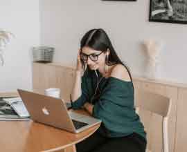 人事管理软件的不停给对方打电话的软件